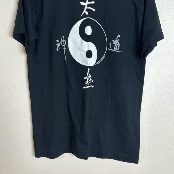 Vtg fruit of the loom heavy cotton yin and yang tshirt size medium single stitch - Picture 3 of 8